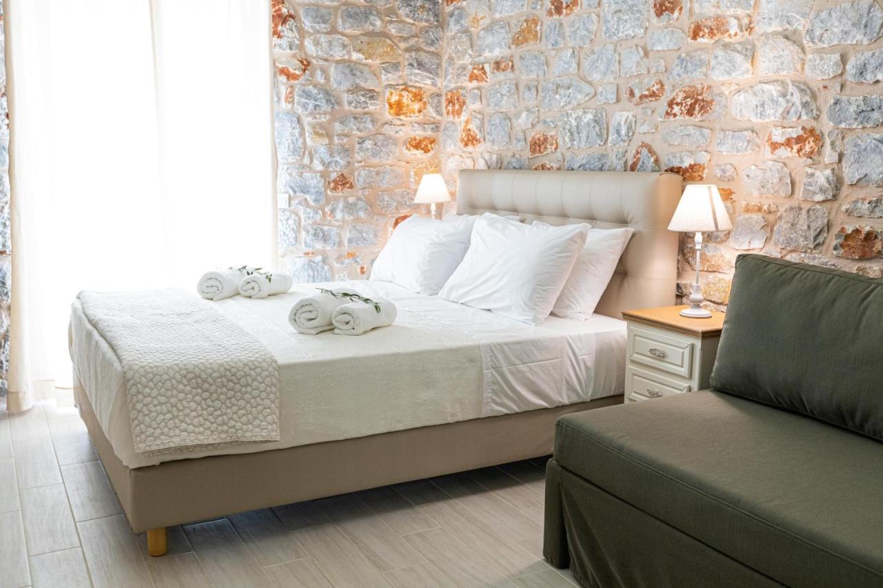 Elaianthos 2 Aparthotel Gythio Ngoại thất bức ảnh